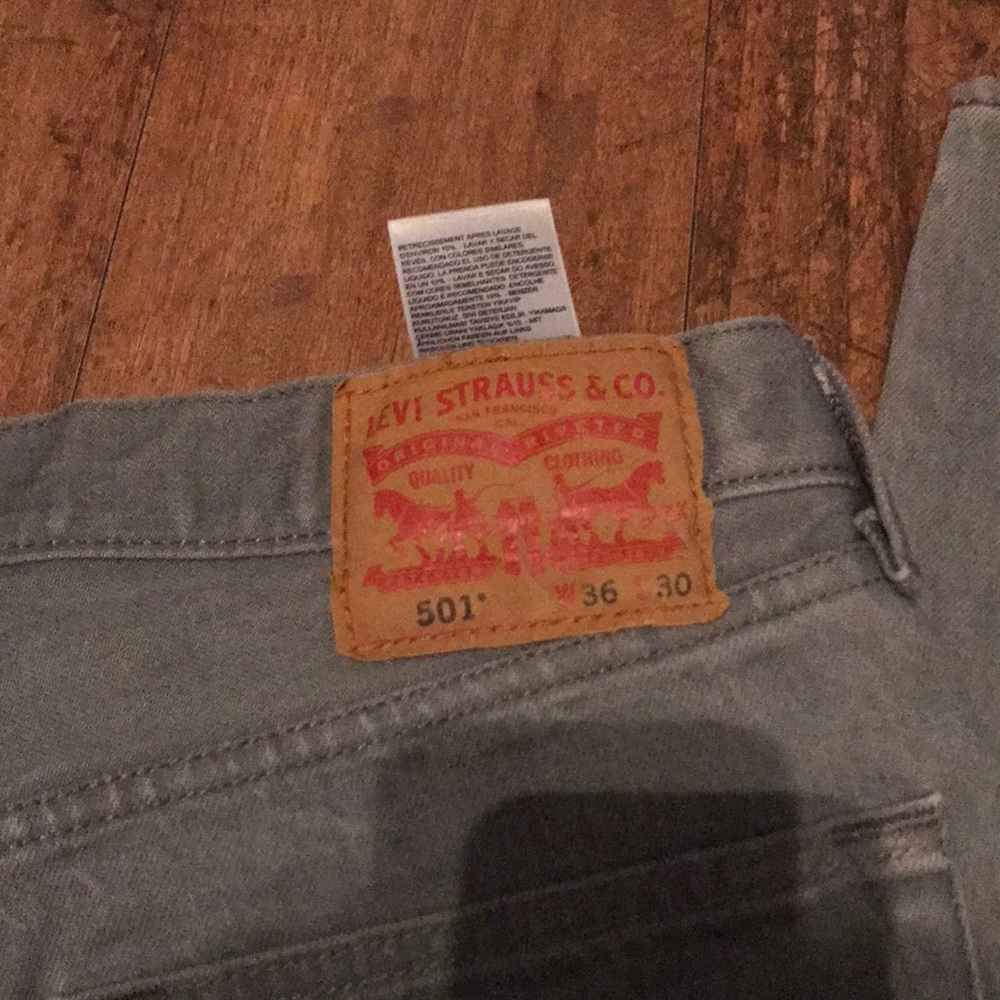 Original Riveted 501 Jeans - Picture 5 of 6